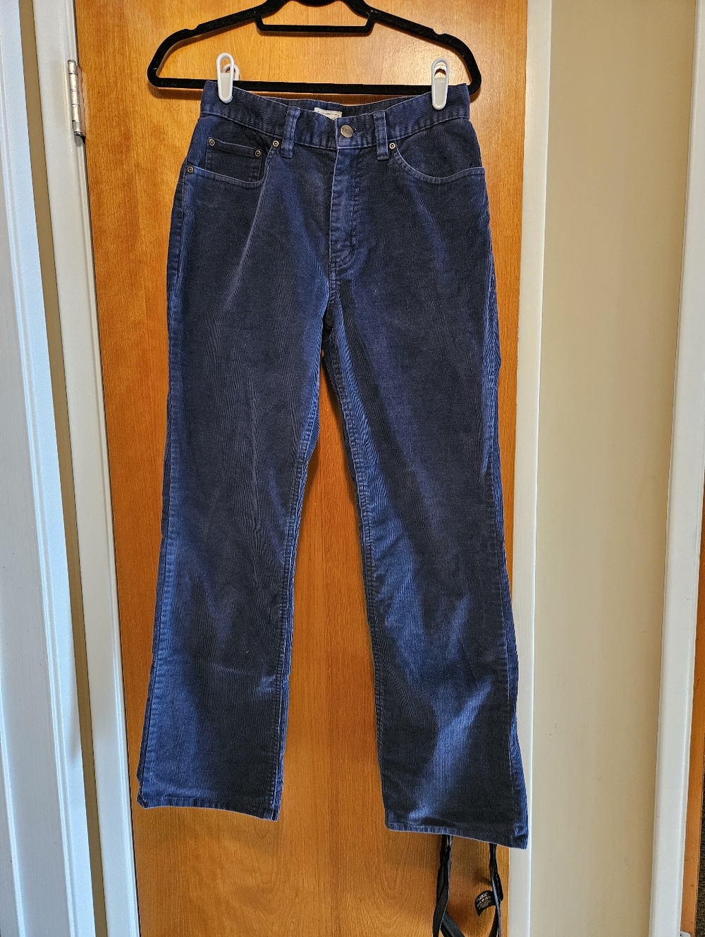 L.L. Bean Favorite Fit Straight Leg Corduroy Pants - Navy Blue - Size 8